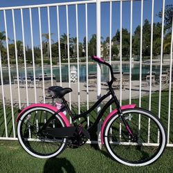 New beautiful Pink beach 🏖 Petite Ladies cruiser 24” deluxe ladies women’s girls bike bicycle