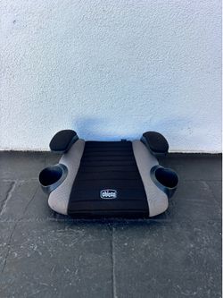 CHICCO booster seat