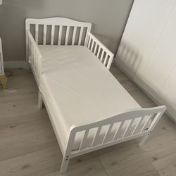 Toddler Bed With Mattress 