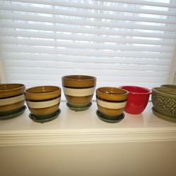  Plant Pot with Saucer - Ceramic 