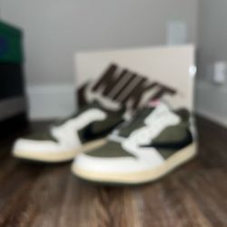 JORDAN 1 LOW TRAVIS
