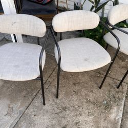 4 Chairs