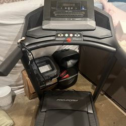 ProForm - Carbon TL Smart Treadmill with 10% Incline Control, iFIT Compatible - Black