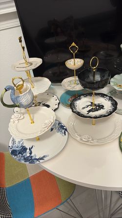 Decorative Tiered Cake /Dessert Stands