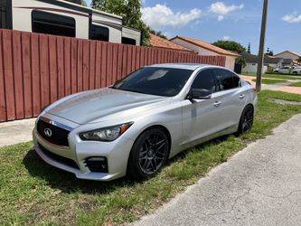 2015 Infiniti Q50