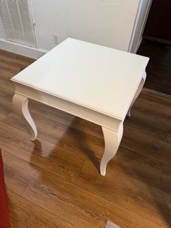 Side table-White
