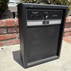 Kay Solid State Guitar Amplifier KA106 1960’s