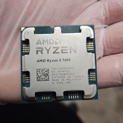 Ryzen 5 7600 CPU