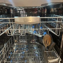 Dishwasher 