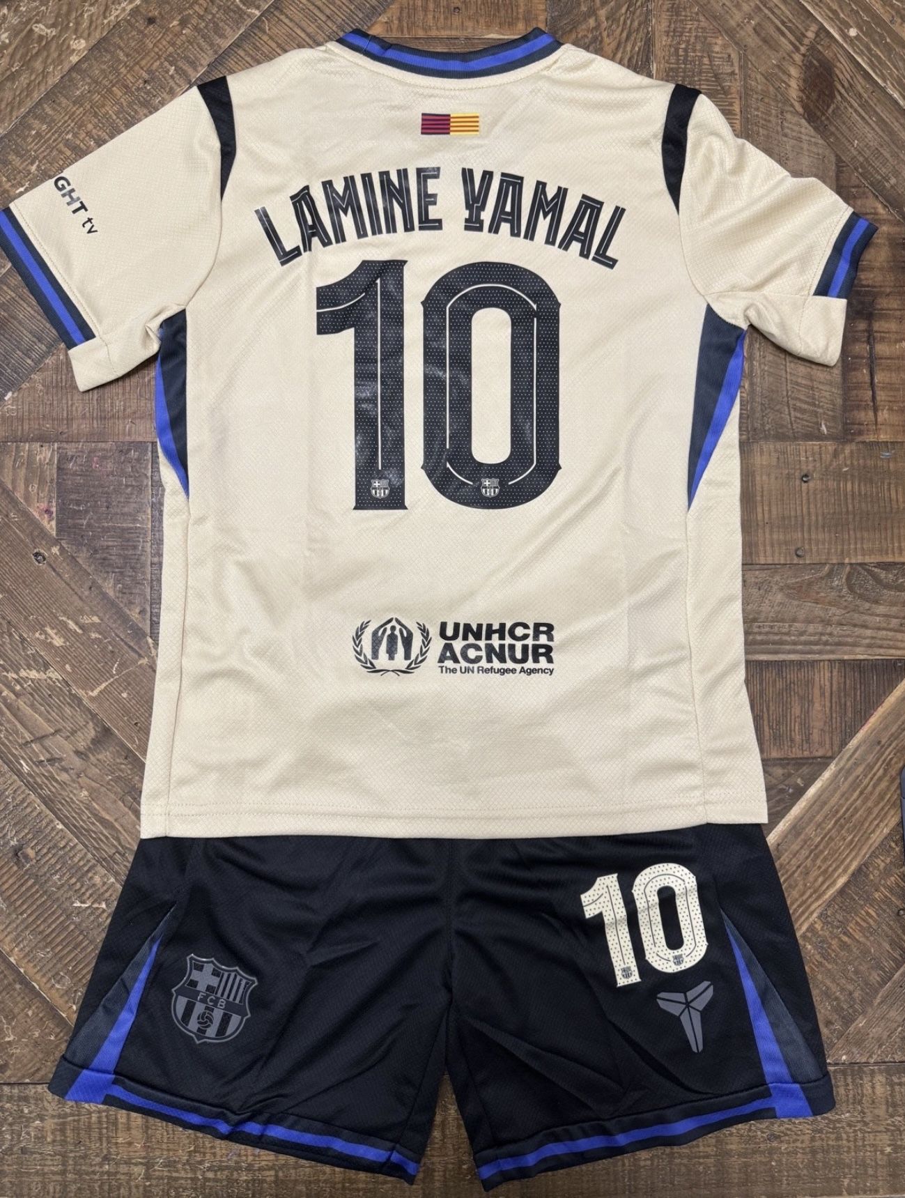 Nike Barcelona Lamine Yamal soccer kit for kids Para Niños