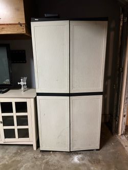 Plastic storage shelf