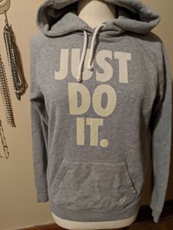 Nike Hooded Sweatshirt Size Large