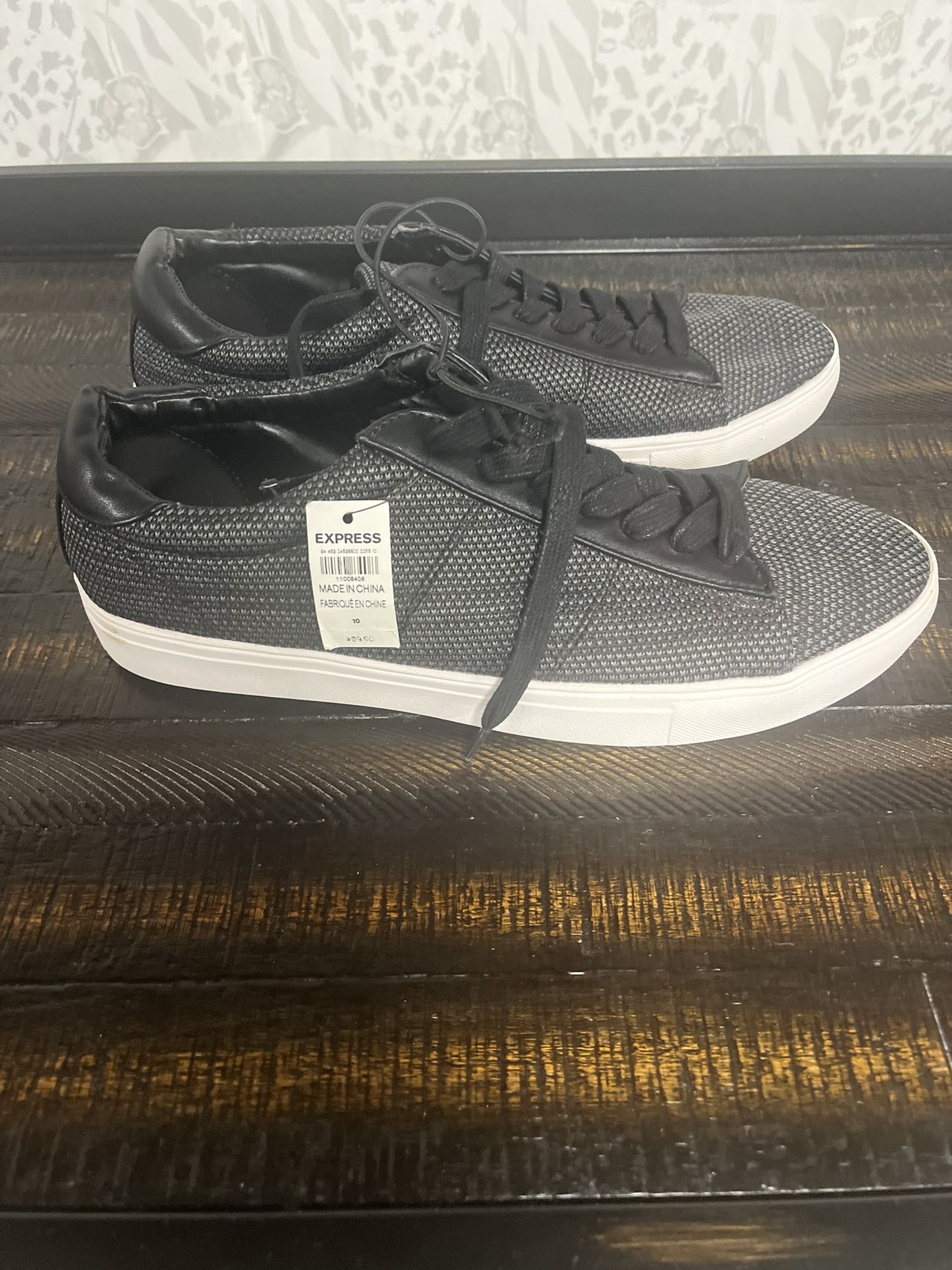 Men Express Sneakers