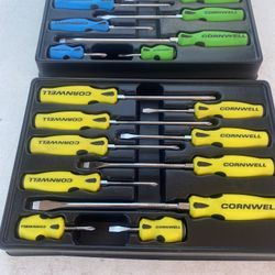 2 Sets Cornwell Tools 10 Pieces Of Screwdrivers (5Flat Heads and 5 Phillips ) In Great Conditions ( Same Like Snap On Tools ) 