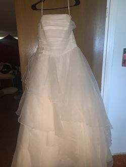 Wedding Dress w/ Matching Flower girl Dress 
