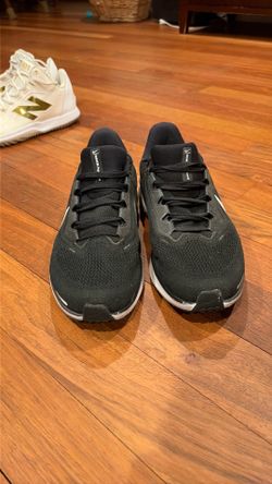 Men’s Nike shoes
