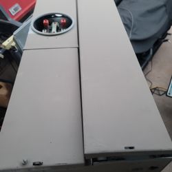 Siemans 200 Amp Good Used Panel Overhead Loaded With Breakers 