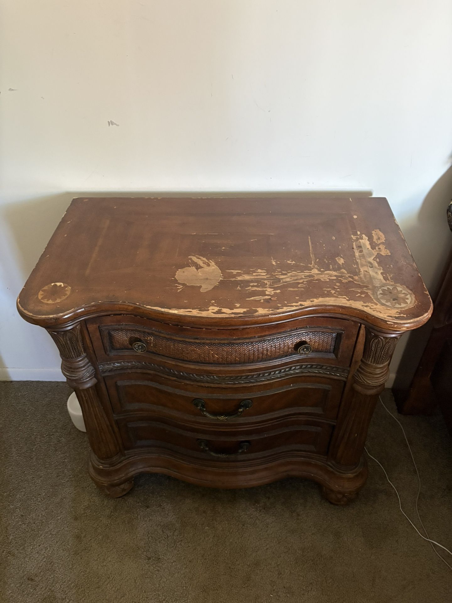 Kevin Charles Solid Wood Canopy Bedroom Set