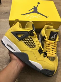 Air Jordan 4 Lightning 