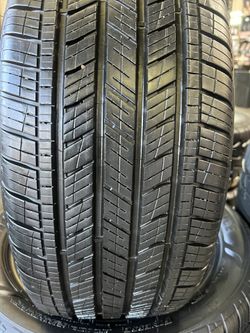 215/50/18 Like New Set Of 4 Goodyear 