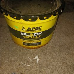 Black Gold Roofing Ruberized Flashing Cement 