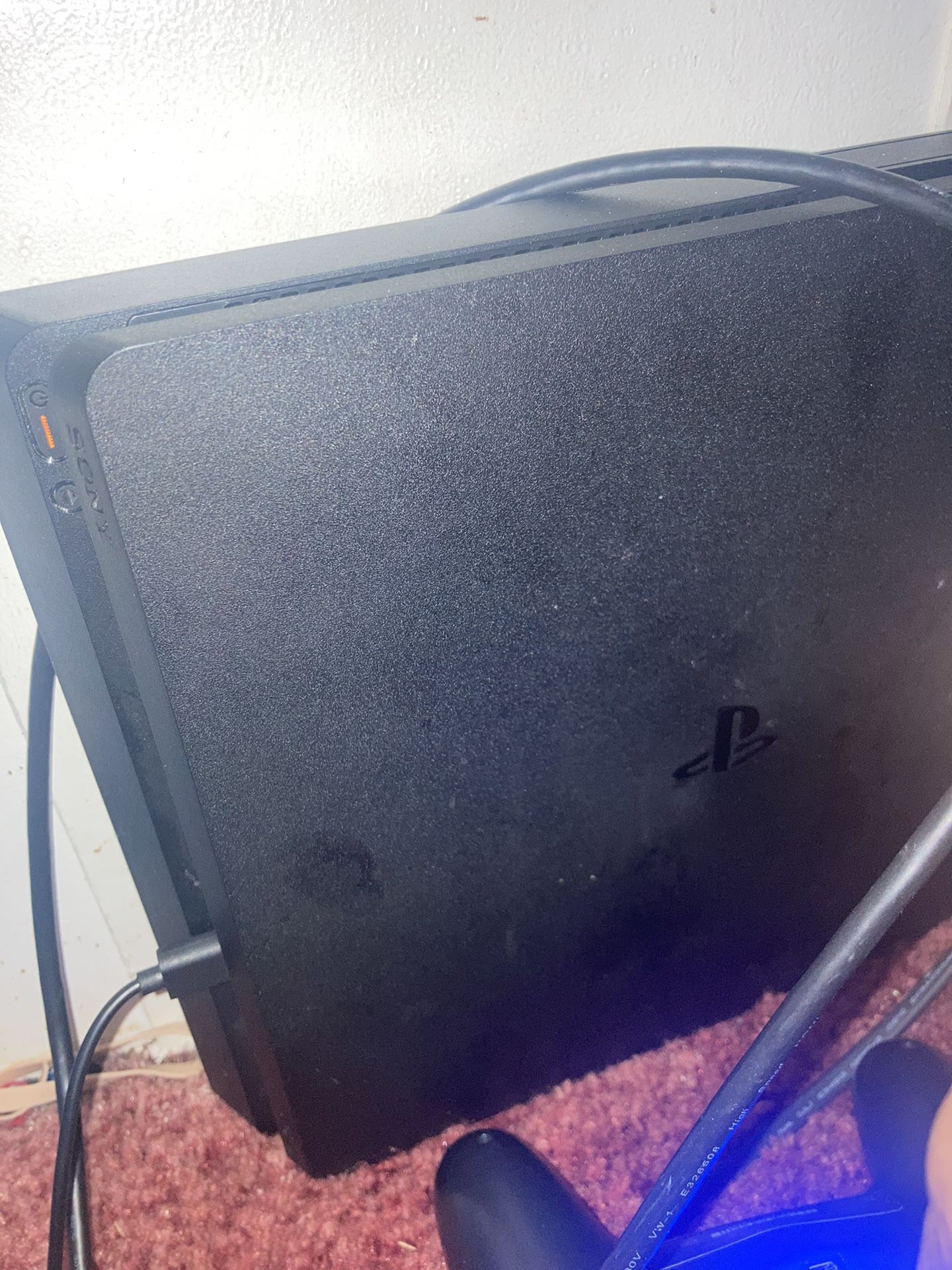 PS4 1tb One Controller $150