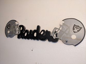 Raiders hat hanger