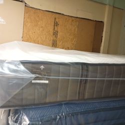 🎉🎉🎉 $699 Eastern King Extra Firm Stearn And Foster Lux Estate Mattress Available $699 🎉🎉🎉