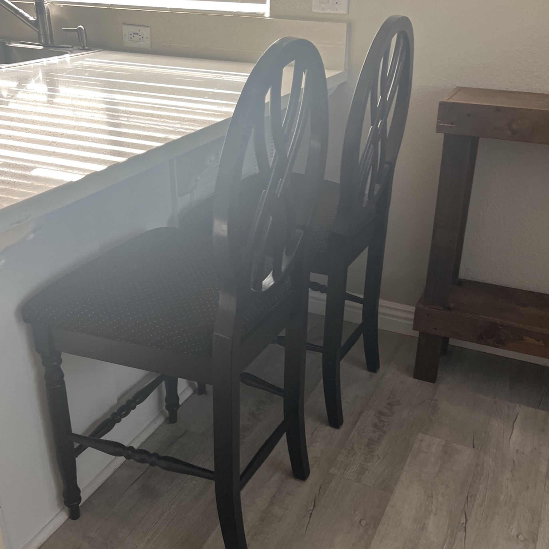 Counter Bar Chairs/Recliner