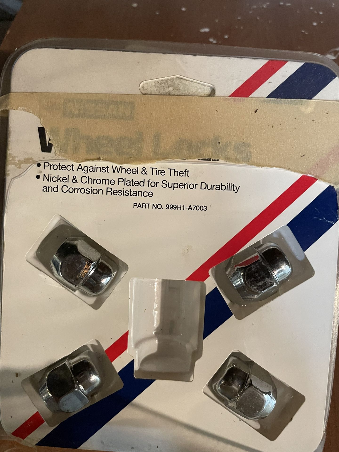 Nissan Wheel Locks