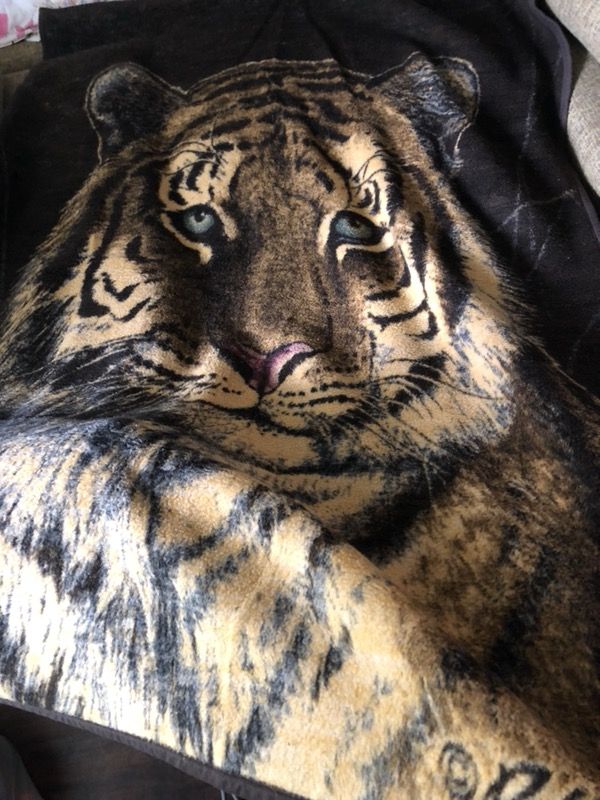 Biederlack of America reversible blanket. Tiger print New never used