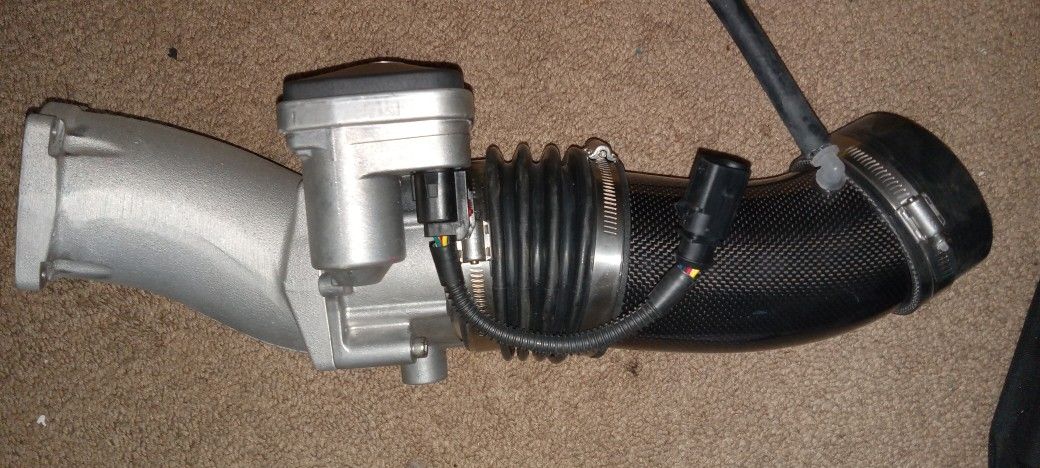 Audi Throttle Body And Intake