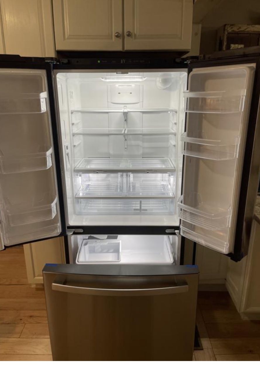 GE Counter Depth Refrigerator 