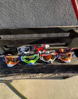 100% moto glasses