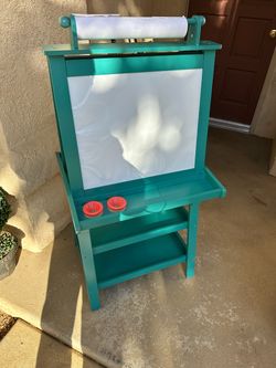 Kids Wooden Art Easel with Paper Roll