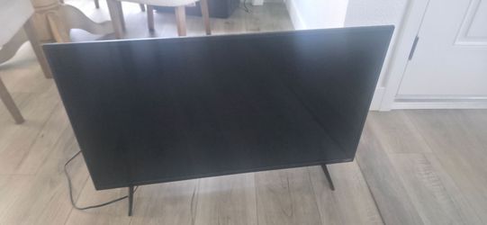 35" vizio TV