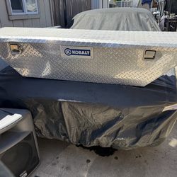 Kobalt 63-in x 14-in x 13-in Aluminum Aluminum Crossover Truck Tool Box