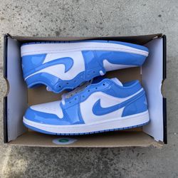 Nike Air Jordan 1 Low SE Carolina Blue Patent Leather White New Men’s Size 11.5