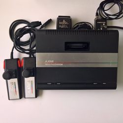 Vintage Original Atari 7800 Console, Controllers, Cables & Games 