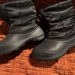 Kids Winter Boots (Black) Size 12 $10/obo
