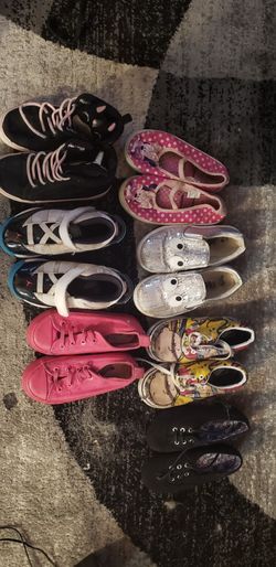 Girl shoes size 9