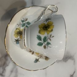 Grosvenor Bone England tea cup antique not free