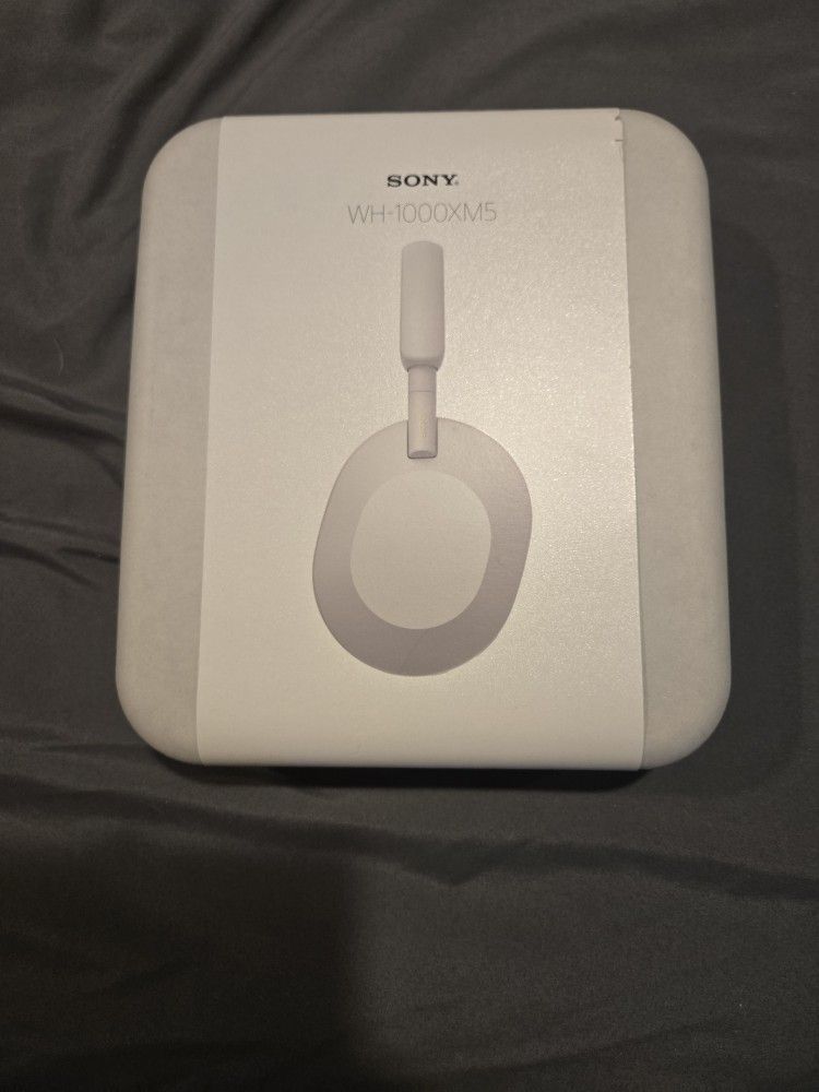 Sony Bluetooth Headphones WH-1000XM5