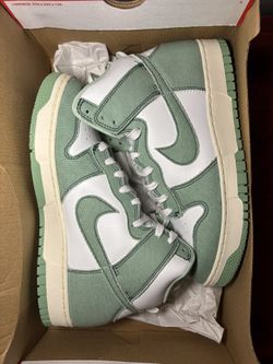 W Nike dunk high size 11w/9.5m enamel green denim (women’s)