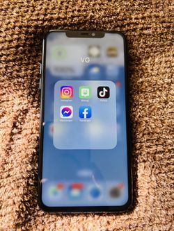 iphone 11 Pro Max 512GB Unlocked  With TIKTOK App Installed