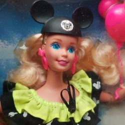 Disney Fun Barbie 1st Edition 1992
