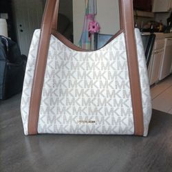 Michel Kors Tote Bag 