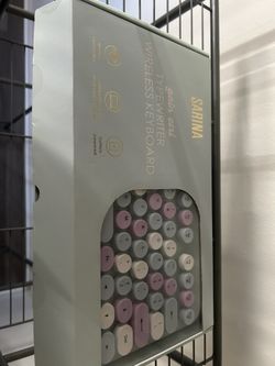 Sarina Typewriter Wireless Keyboard