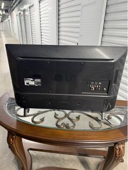 LG TV screen
