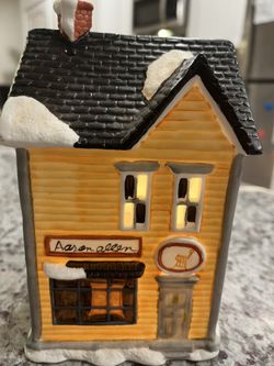 Rex & Lee Co. LTD 1989 Aaron Allen Lit Village Piece - Rare - Great Shape 